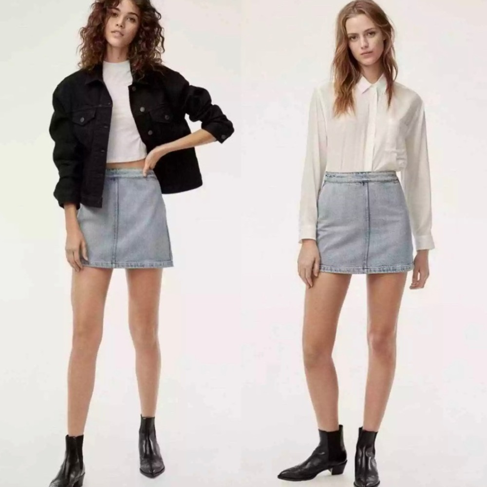 Aritzia Wilfred Donyale denim mini skirt